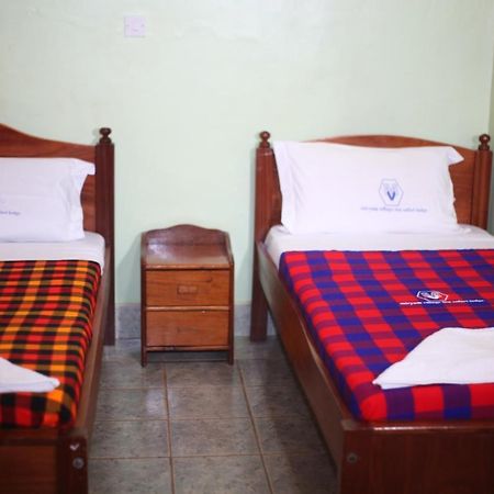 Miryams Village Inn Safari Lodge Sultan Hamud Eksteriør billede