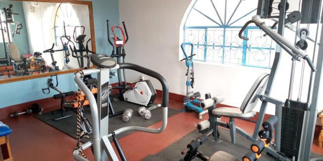 Miryams Village Inn Safari Lodge Sultan Hamud Eksteriør billede